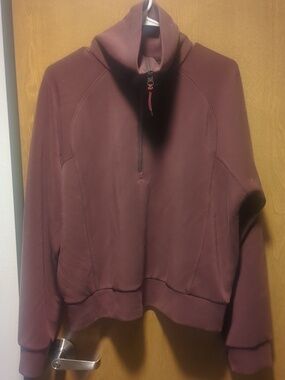 Excellent condition Spanx Air Essentials 1/2 zip sweatshirt in a soft Burgundy